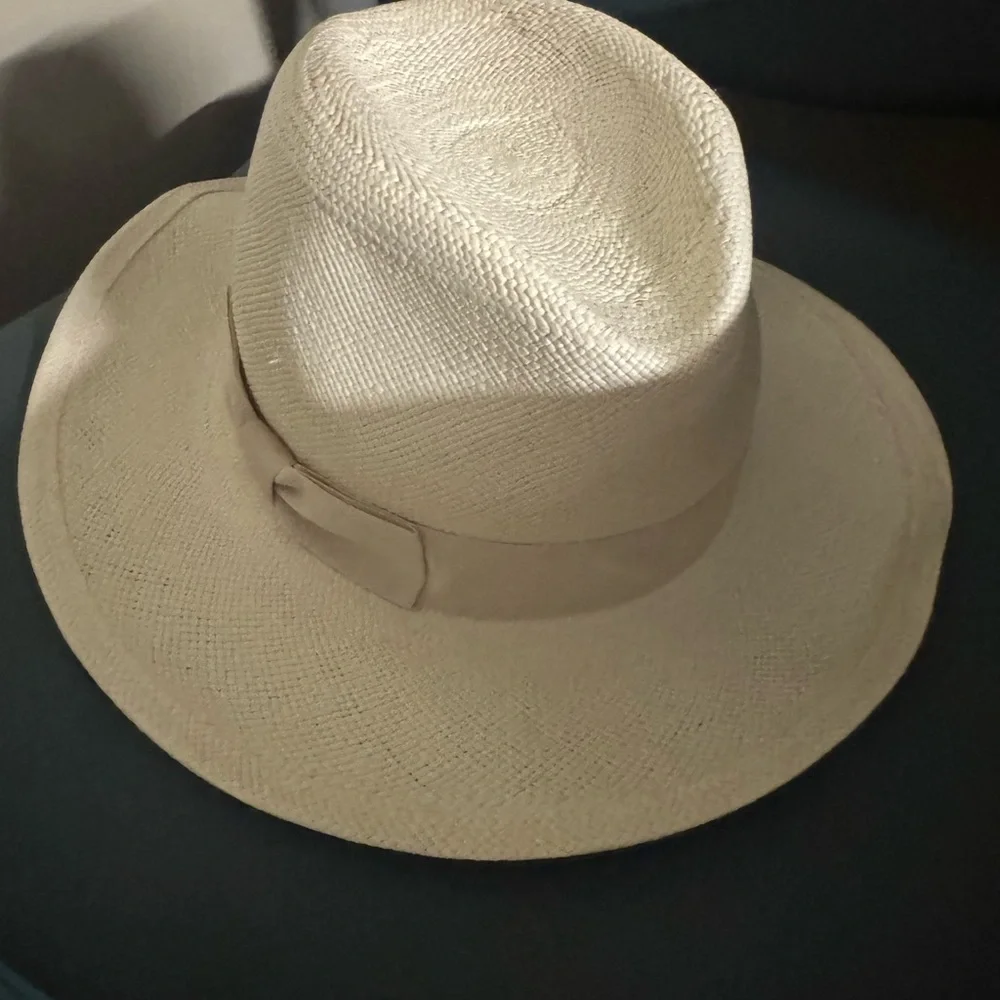 Hat Attack Classic Cream Fedora Hat - Picture 1 of 3